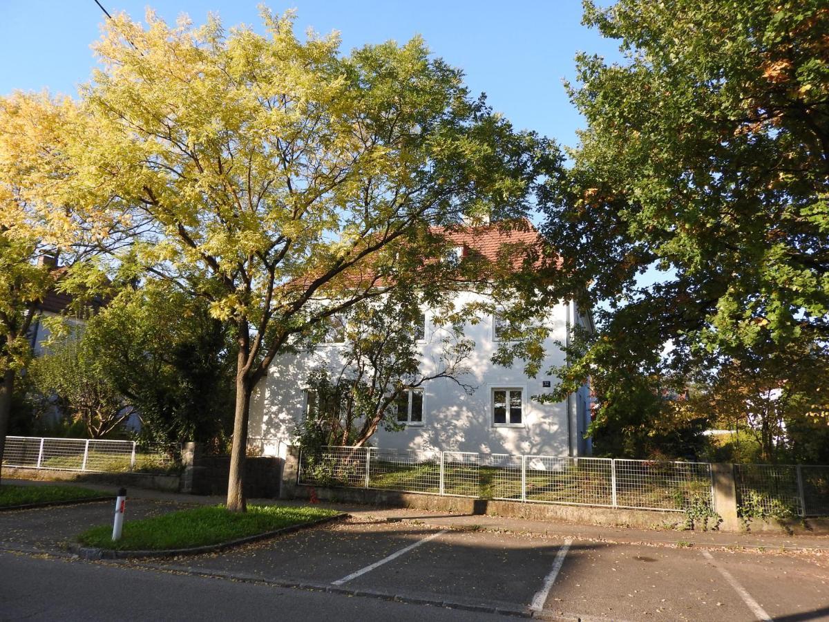 Family Apartment Linz Wohnen Mit Garten Am Fusse Des Poestlingbergs Top Lage Villenviertel Exteriör bild